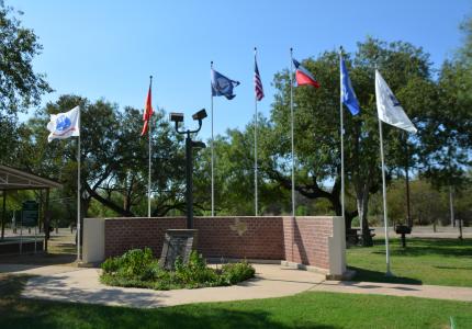 Flags monument